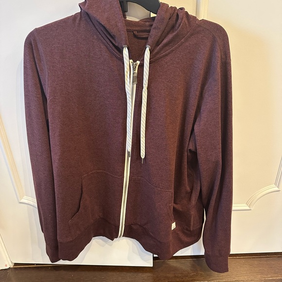 Vuori Women's ruby heather x-large Hoodie never worn before - Picture 3 of 4
